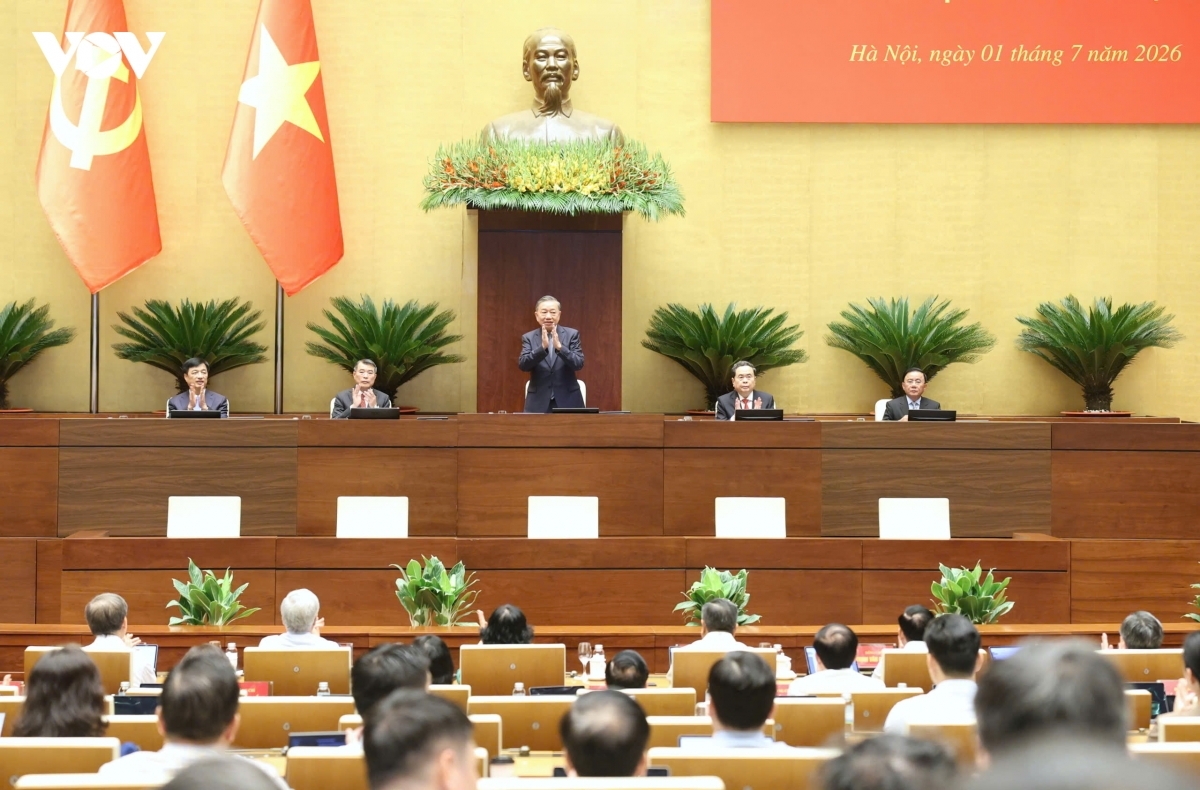 Tổng Bí thư, Chủ tịch nước Tô Lâm dự và chủ trì Hội nghị. Cùng dự Hội nghị có Thủ tướng Chính phủ Lê Minh Hưng, Chủ tịch Quốc hội Trần Thanh Mẫn, Thường trực Ban Bí thư Trần Cẩm Tú.