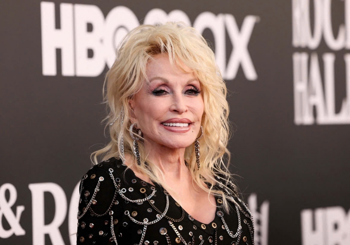 Dolly Parton, một trong những biểu tượng lớn nhất của nhạc đồng quê Mỹ, qua đời ngày 25/8.