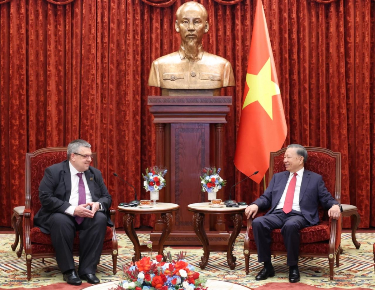 General Secretary of the Central Committee of the Communist Party of Vietnam and President To Lam talks to Russia's TASS news agency. (Photo: Ministry of Foreign Affairs)