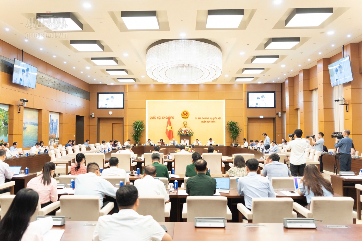 Panorama sebuah sidang Komite Tetap MN. Foto: quochoi.vn