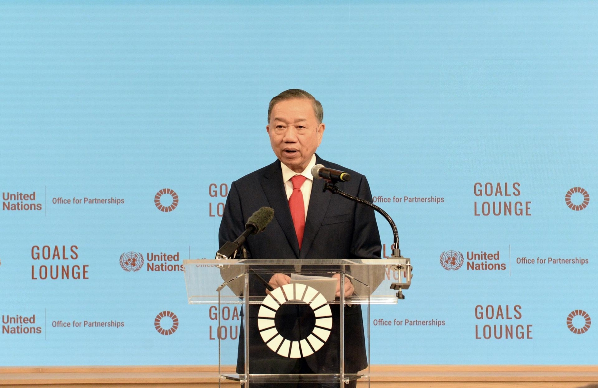  El secretario general del Partido Comunista y presidente de Vietnam, To Lam, pronuncia un discurso en la ceremonia. Foto: VOV