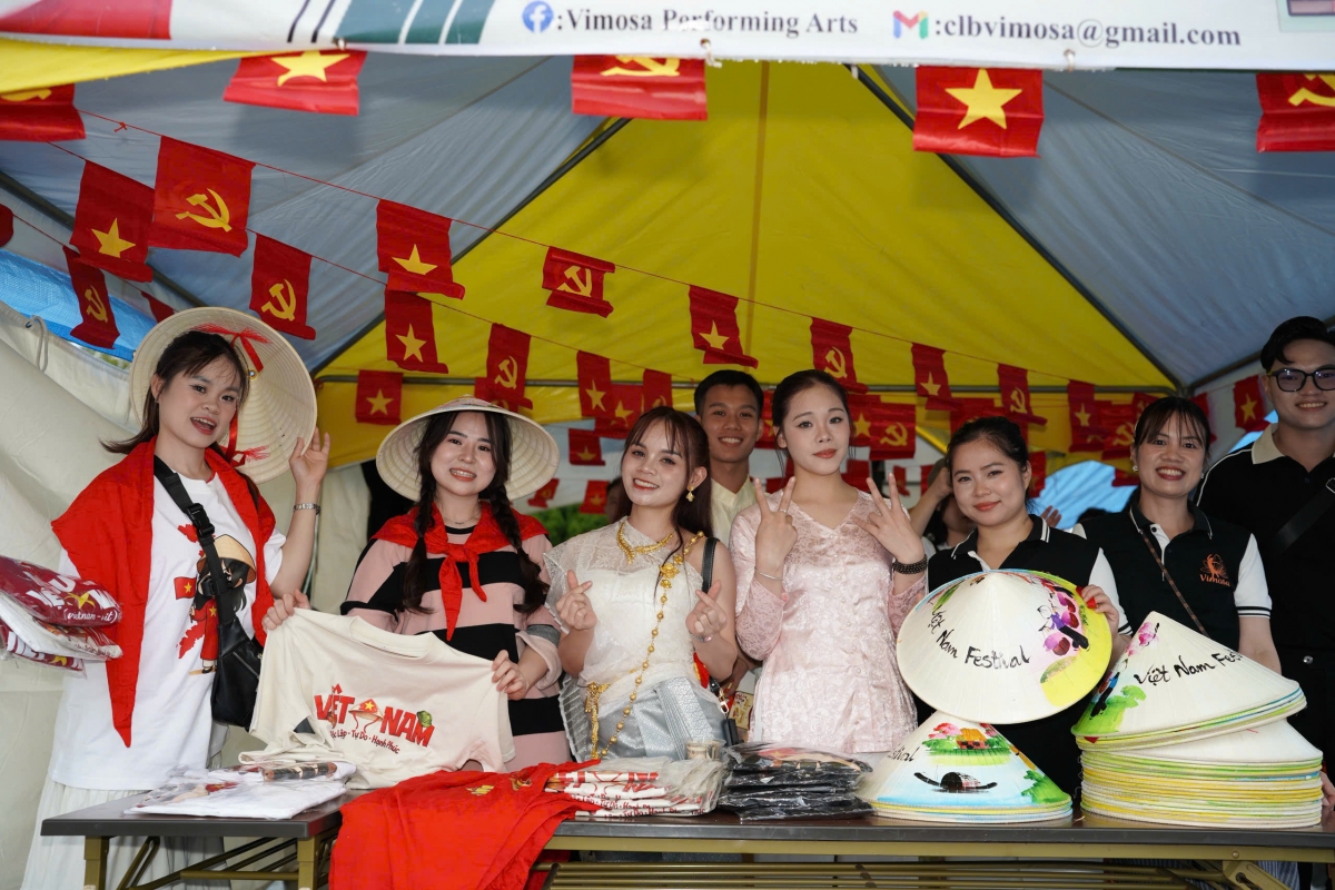 Gian hàng của các bạn trẻ CLB văn hóa VIMOSA tại Lễ hội Ibaraki Vietnam Festival 2026