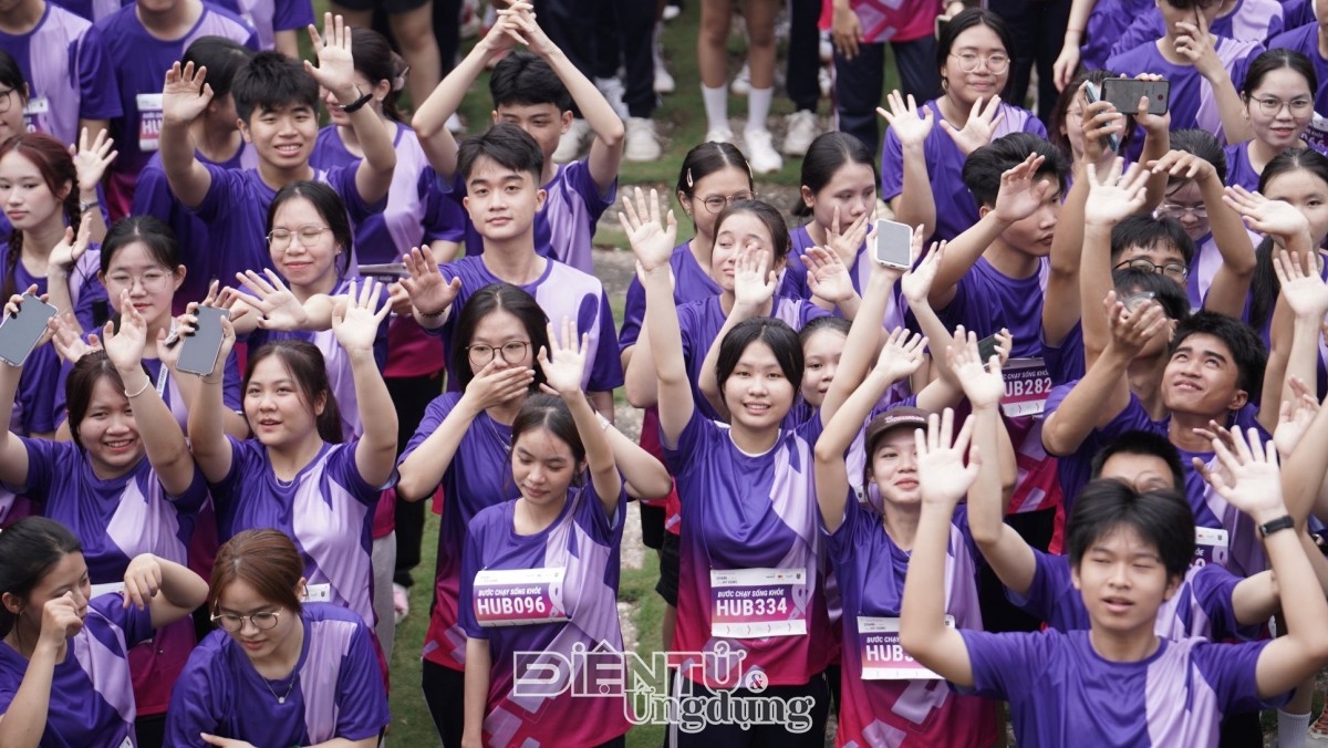 โครงการ "สัมผัสแบ่งปัน – มอบความหวัง" ย่างเข้าสู่ปีที่ 3 ติดต่อกัน (https://dientuungdung.vn/)