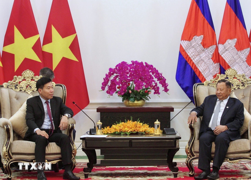 អនុរដ្ឋមន្ត្រីការបរទេសលោក ង្វៀន ម៉ាញ់គឿង បំពេញទស្សនកិច្ចការងារនៅកម្ពុជា