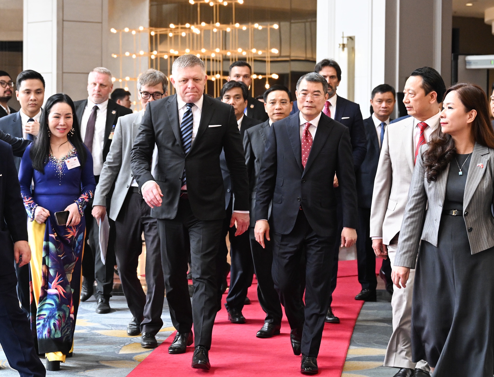 Vietnam y Eslovaquia impulsan la cooperación económica y amplían las oportunidades de inversión bilateral