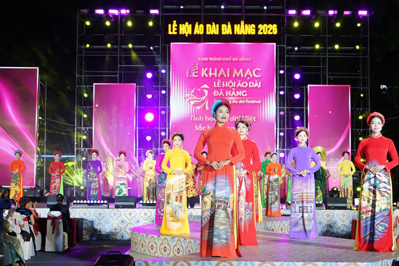 Eröffnung des Ao Dai-Festivals Da Nang 2026