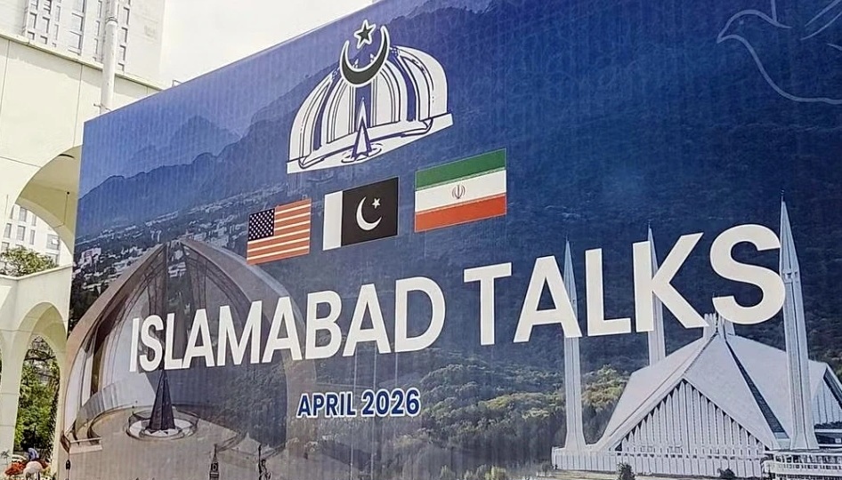 イランとの間に多くの不信感と米副大統領、「現状に満足」とも