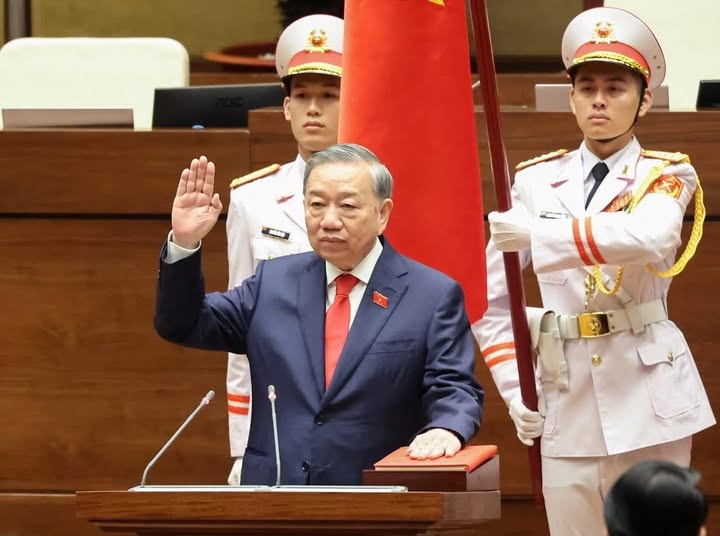 เลขาธิการใหญ่พรรค ประธานประเทศย้ำ ผลักดันการพัฒนาประเทศอย่างยั่งยืนและยกระดับคุณภาพชีวิตของประชาชนในทุกด้าน