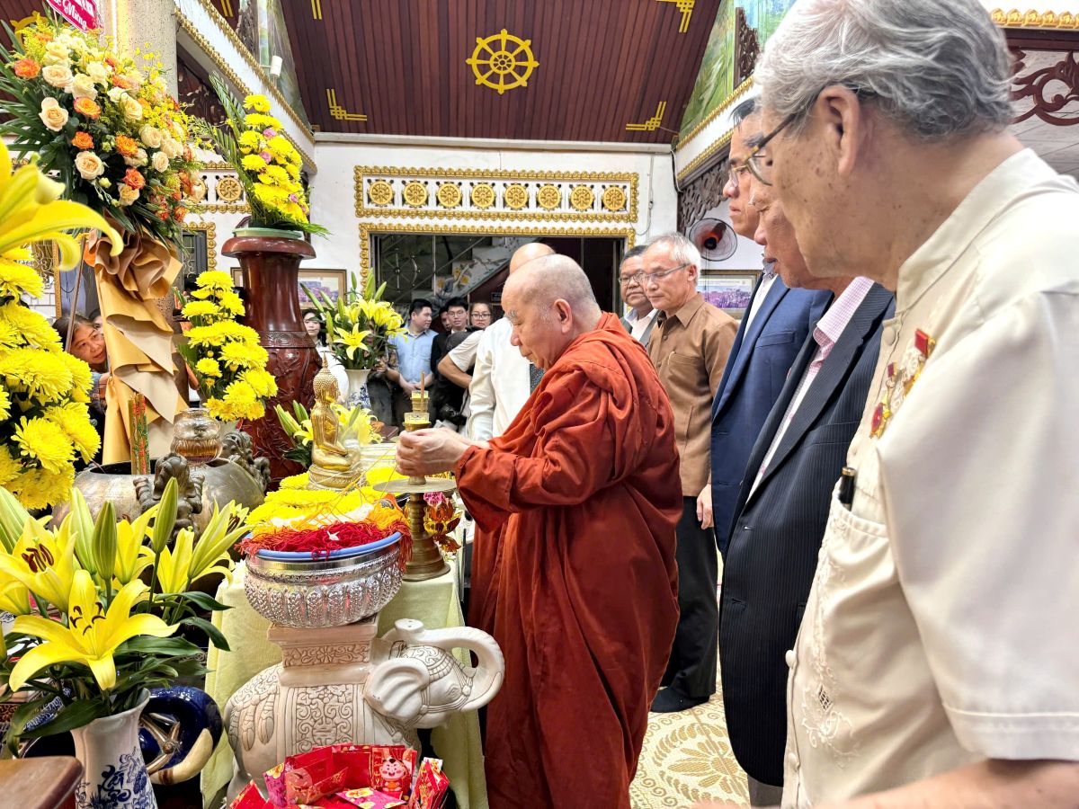 นครโฮจิมินห์คึกคักด้วยเทศกาลปีใหม่ตามประเพณีของประเทศกัมพูชา ลาว และไทย