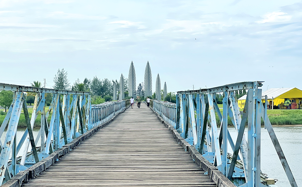 Hien Luong: El puente más corto para el trayecto más largo de una nación