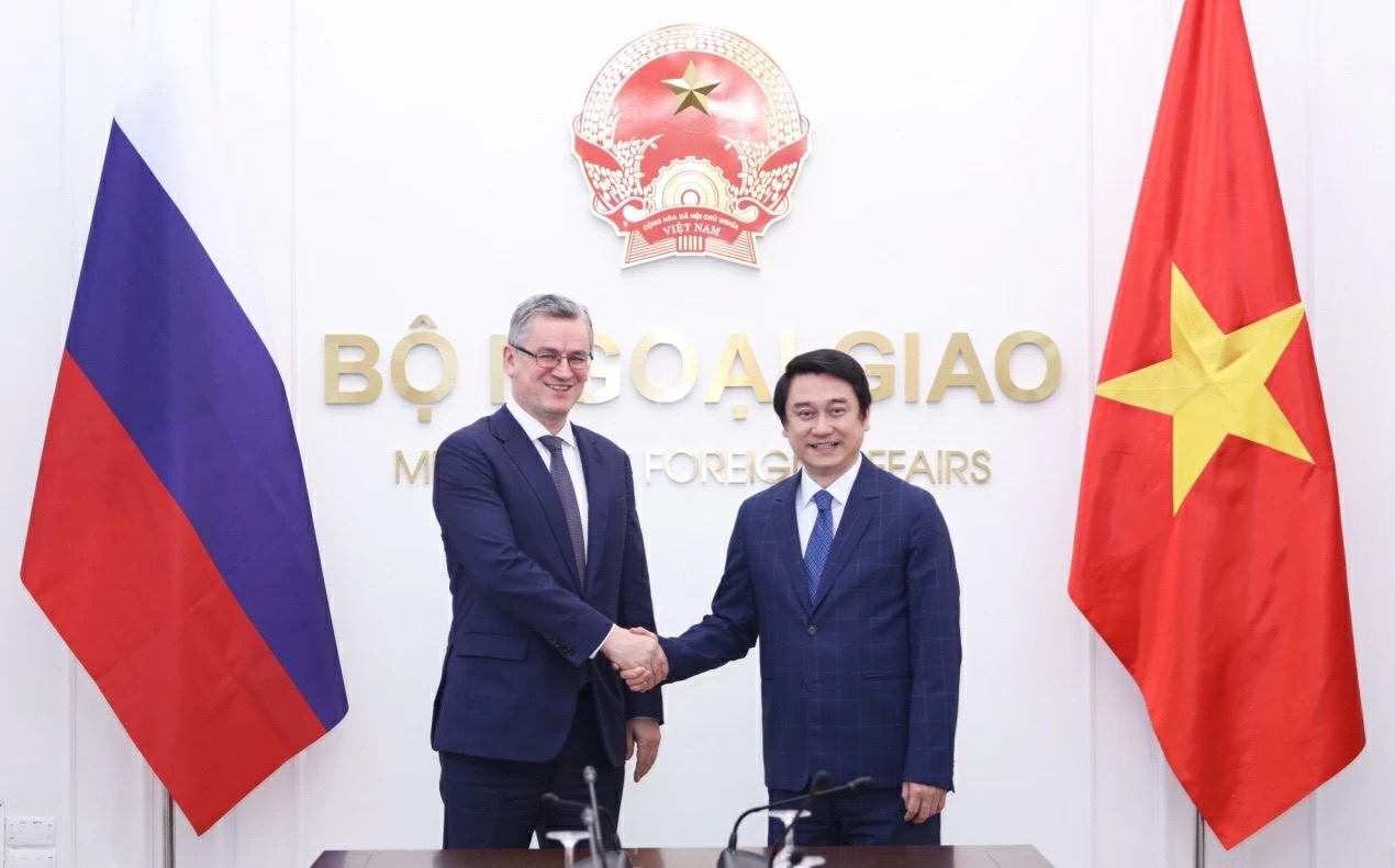 Вьетнам и РФ усиливают международное сотрудничество в области информационной безопасности после ратификации Ханойской Конвенции по борьбе с киберпреступностью