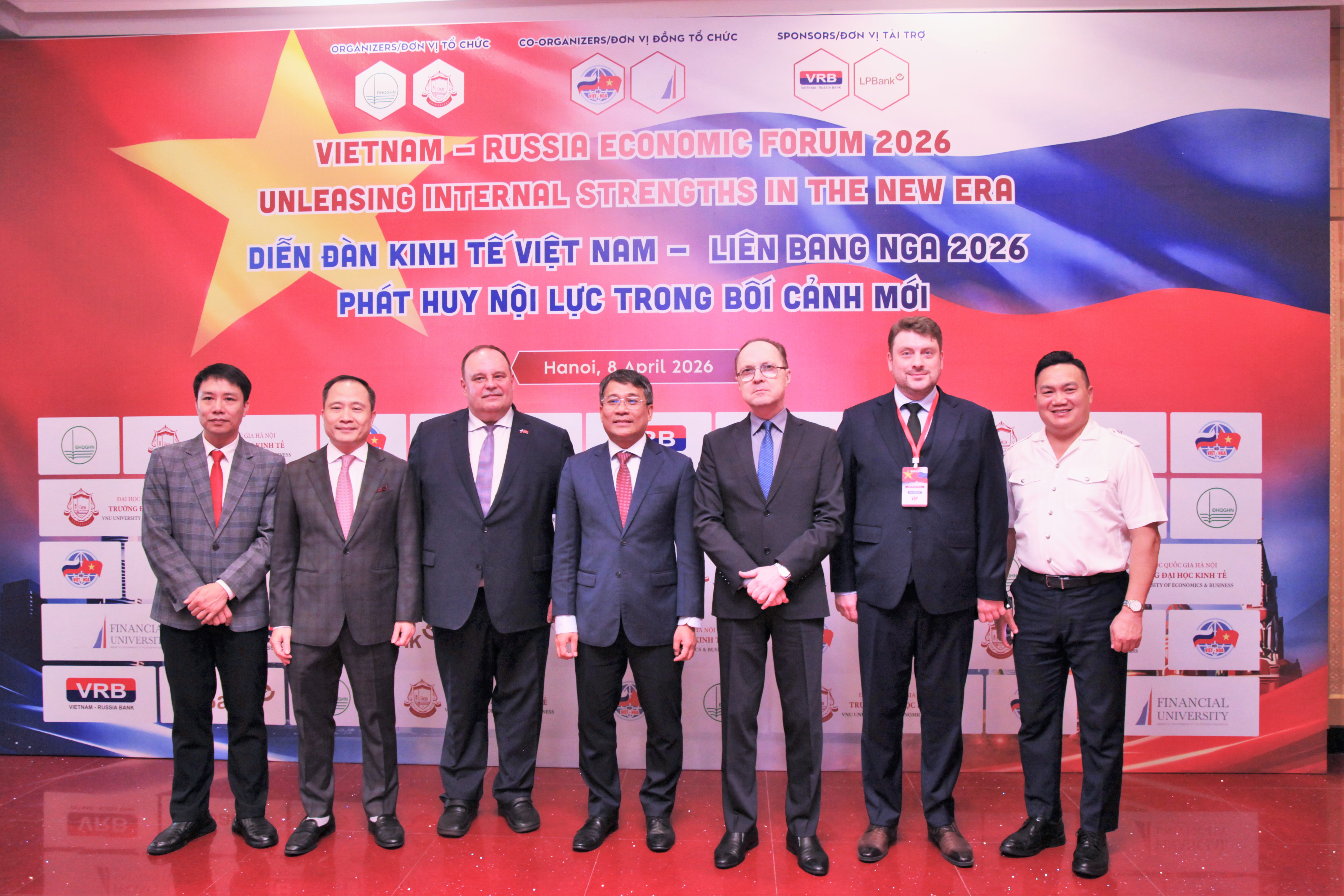 Вьетнам и Россия развивают конкретное сотрудничество, основанное на собственных ресурсах