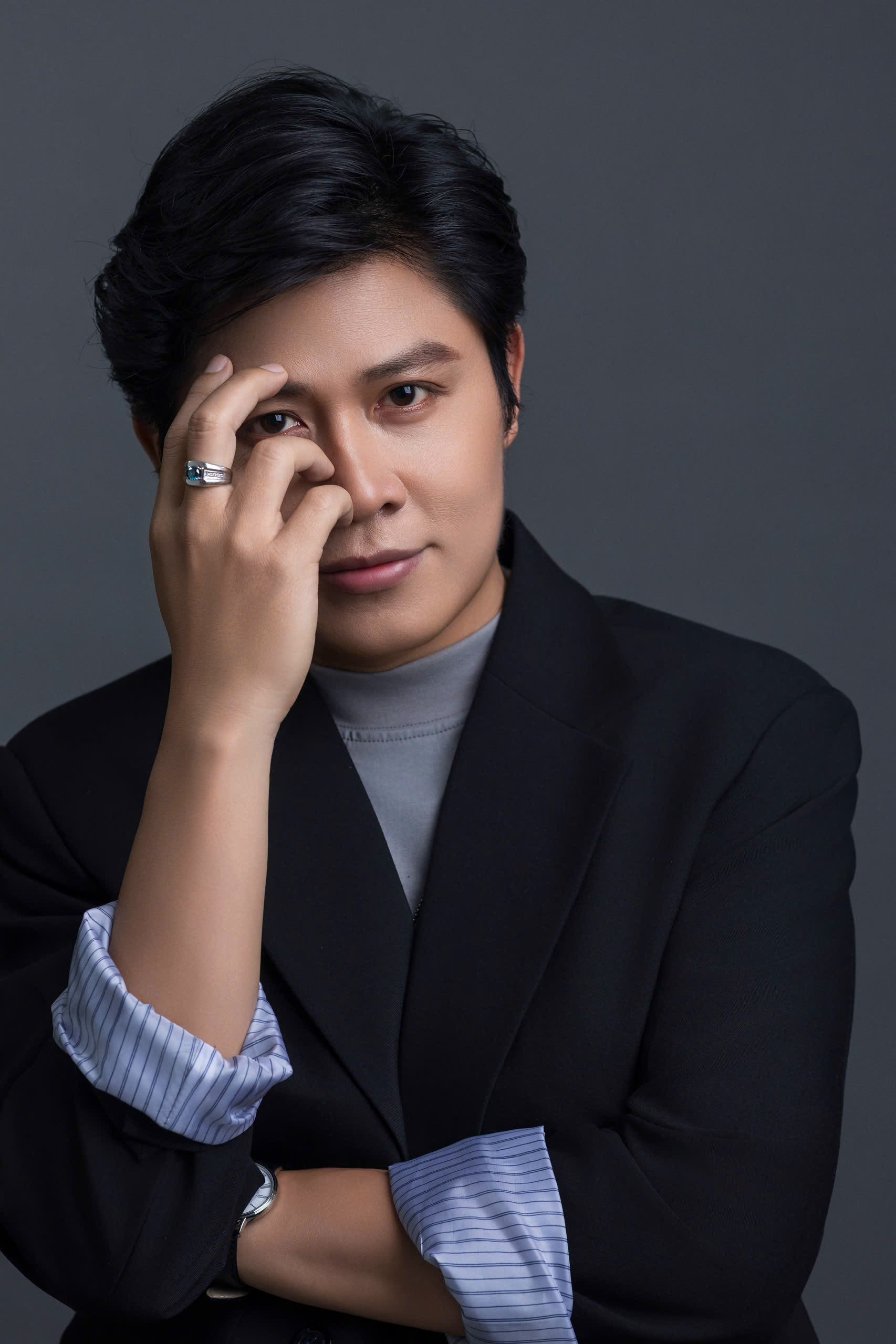 グエン・バン・チュンの愛にちなんだ特集