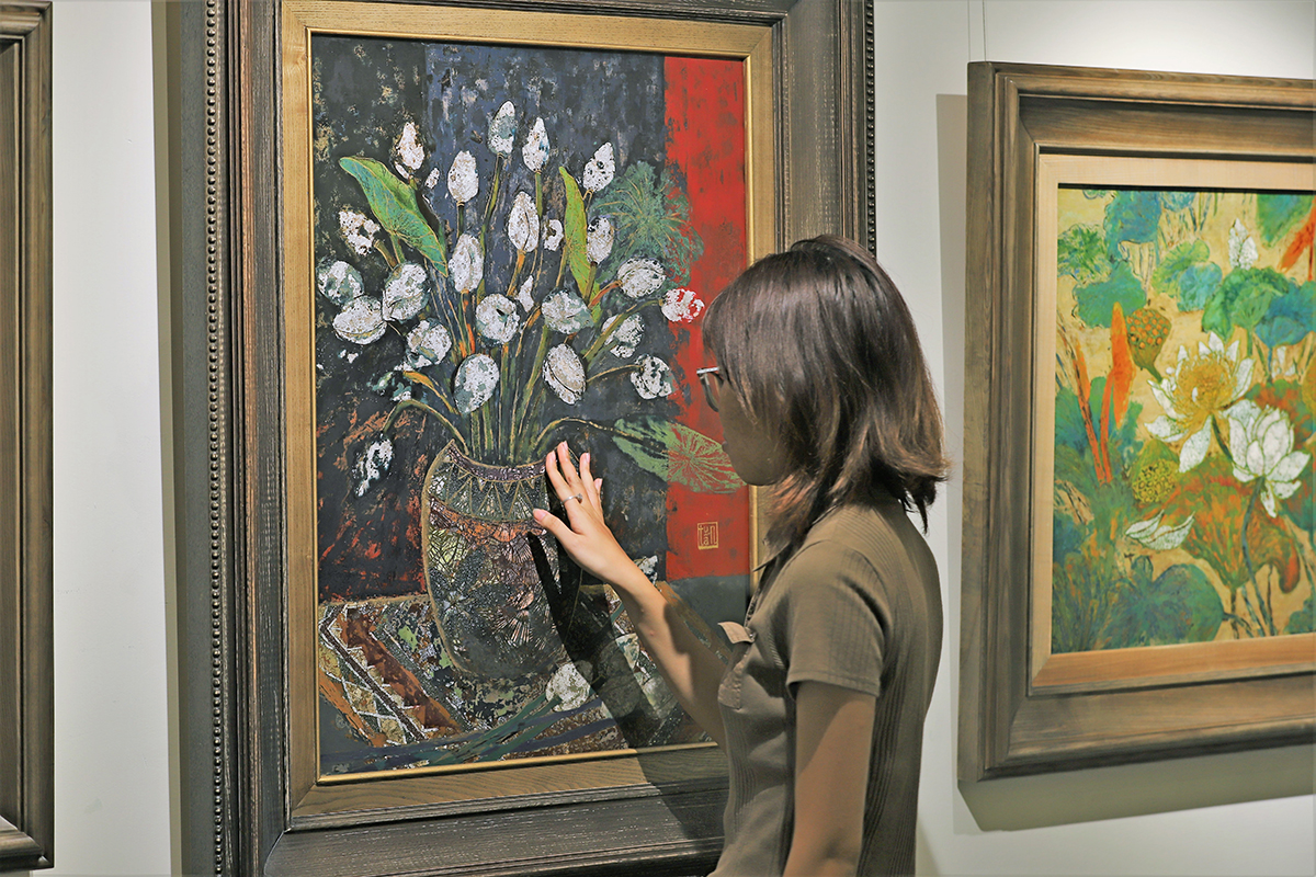 “五月莲花”艺术展传递人文价值