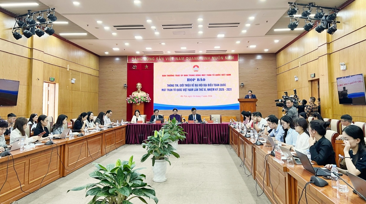 Ultiman preparativos para el XI Congreso Nacional del Frente de la Patria de Vietnam