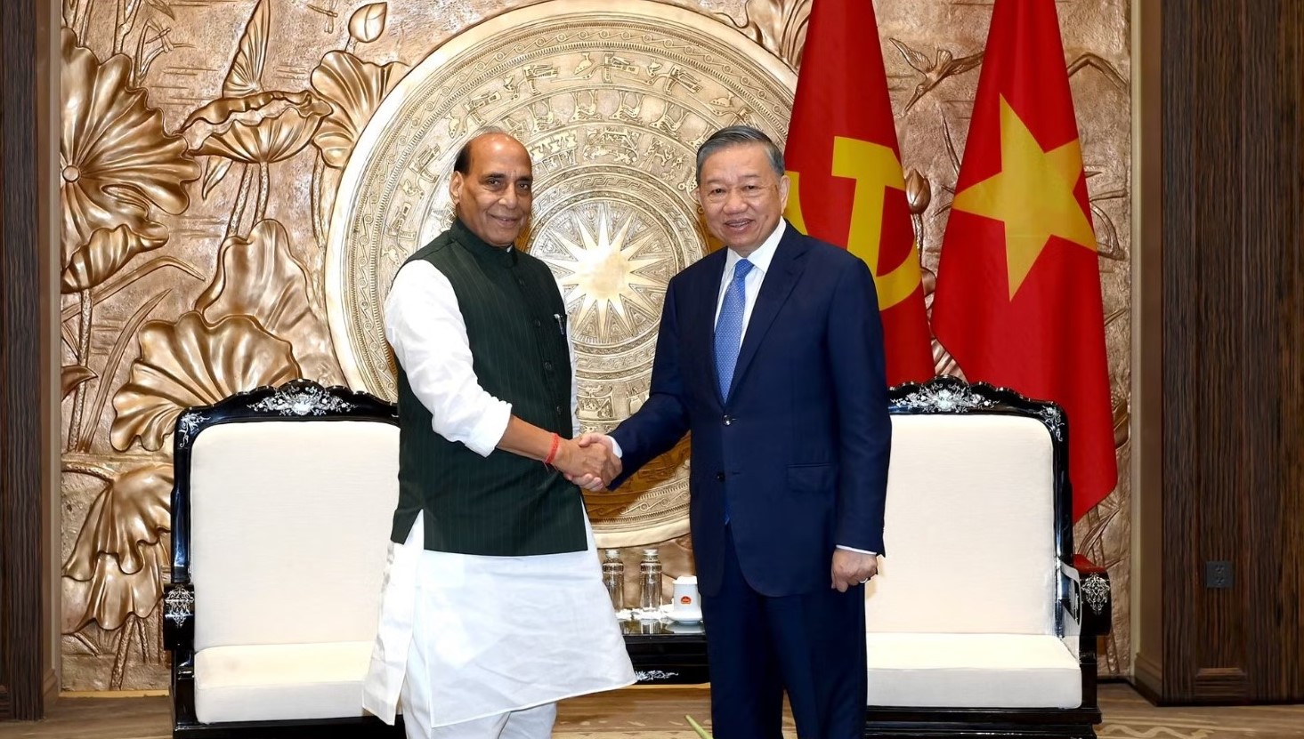 トー・ラム書記長・国家主席、インドの国防大臣と会見