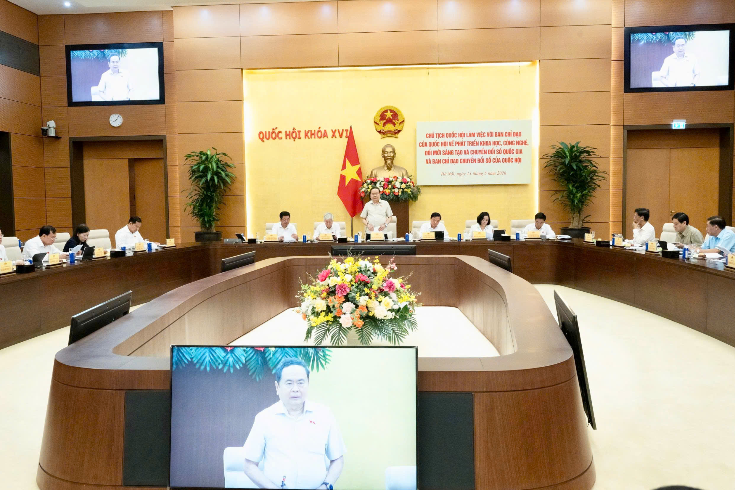 Trân Thanh Mân appelle à une transformation numérique concrète pour renforcer l’efficacité parlementaire