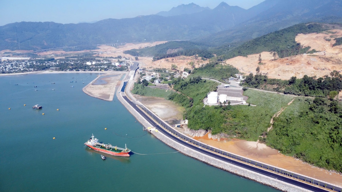 Le port de Liên Chiêu, la future porte logistique du Centre vietnamien