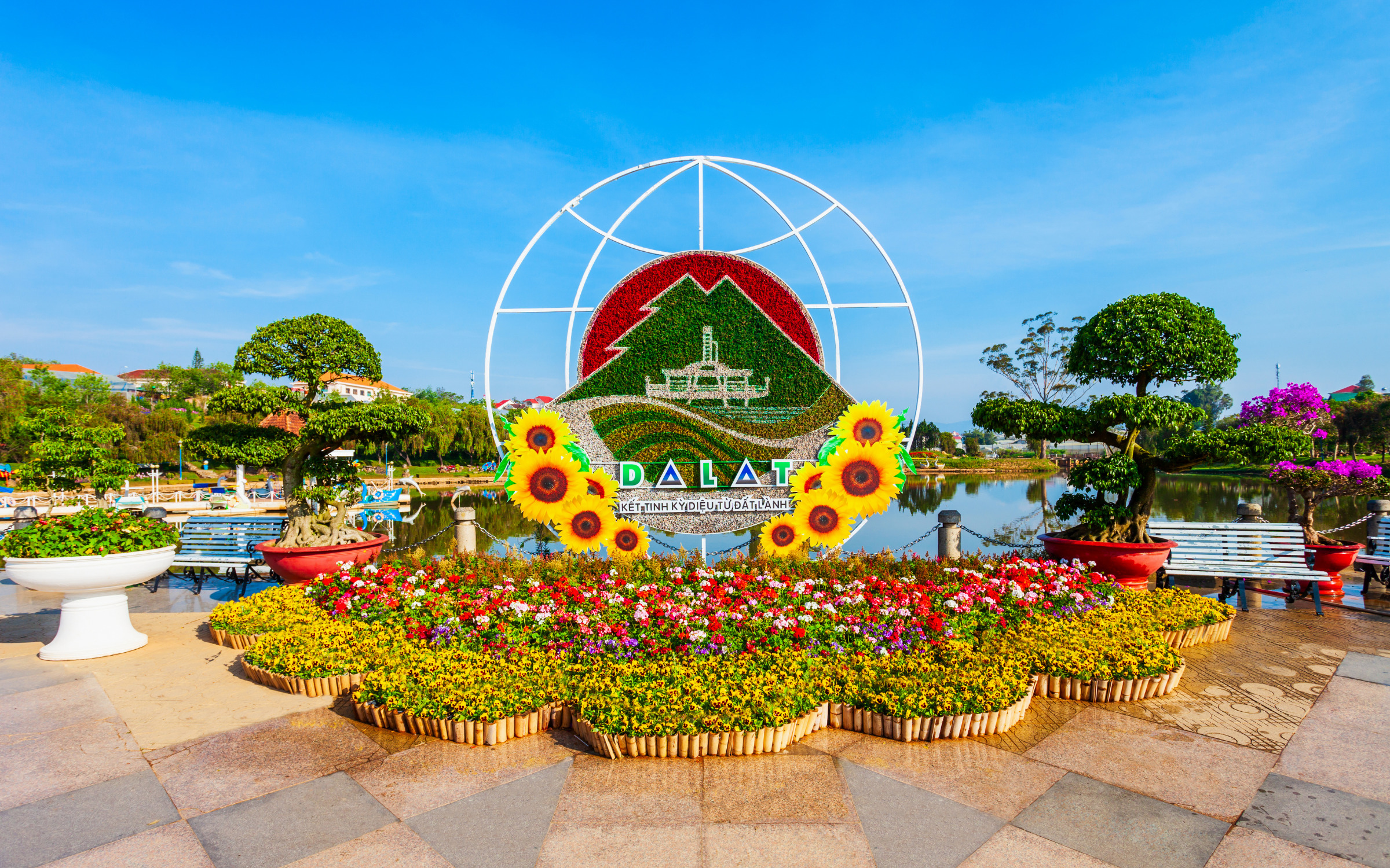Blumenfestival Da Lat richtet sich auf das Modell „Blumenfestival rund um das Jahr“