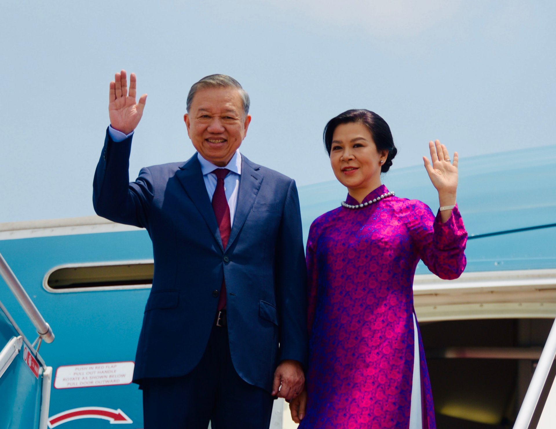 Líder de Vietnam inicia su visita oficial a Tailandia