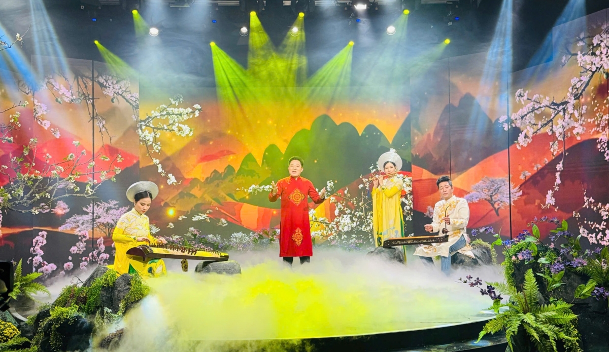 Van Chuong, “la voz de oro” de la música tradicional vietnamita