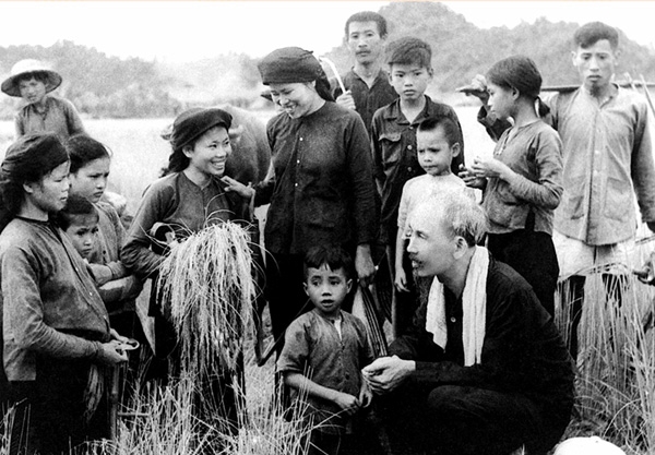 Heredar el pensamiento de “poner al pueblo en el centro” del presidente Ho Chi Minh para el desarrollo del país