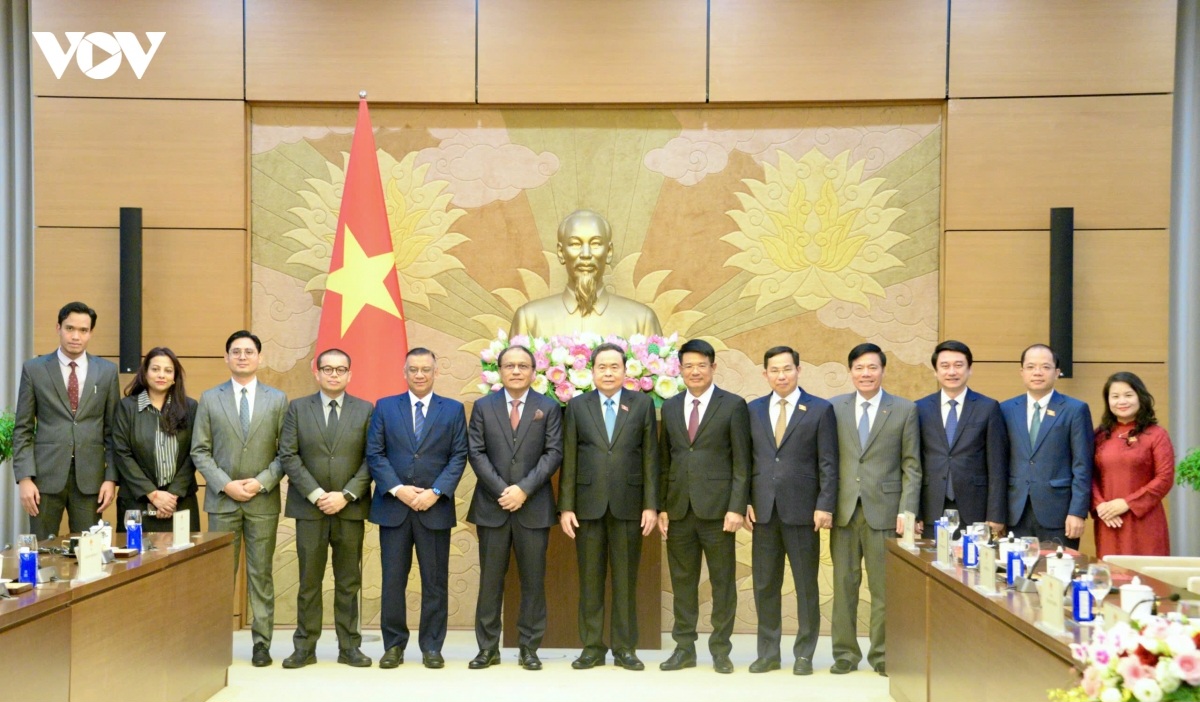 ประธานสภาแห่งชาติให้การต้อนรับคณะปฏิบัติงานของสำนักงานอัยการสูงสุดมาเลเซีย