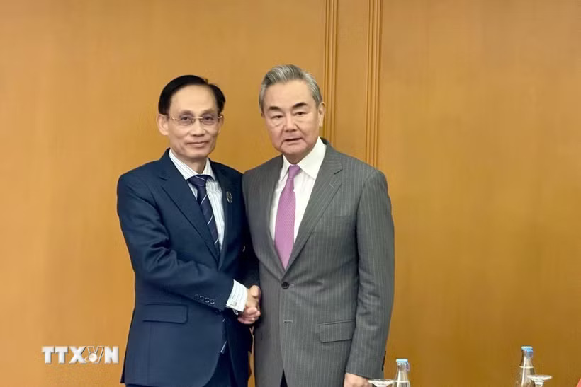 Vietnam y China fortalecen la cooperación bilateral