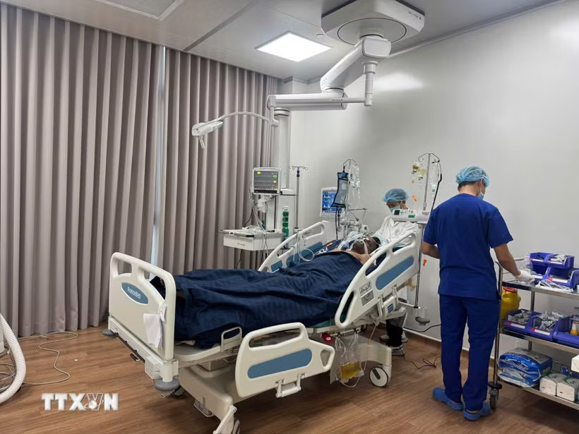 外交部正紧急协助处理富国岛游艇倾覆事故的善后事宜