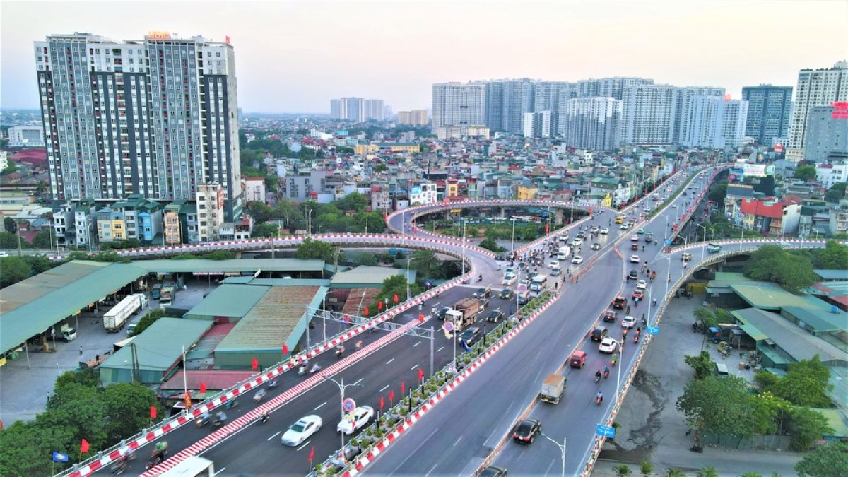 Vietnam busca modernizar infraestructuras para atraer inversiones estratégicas