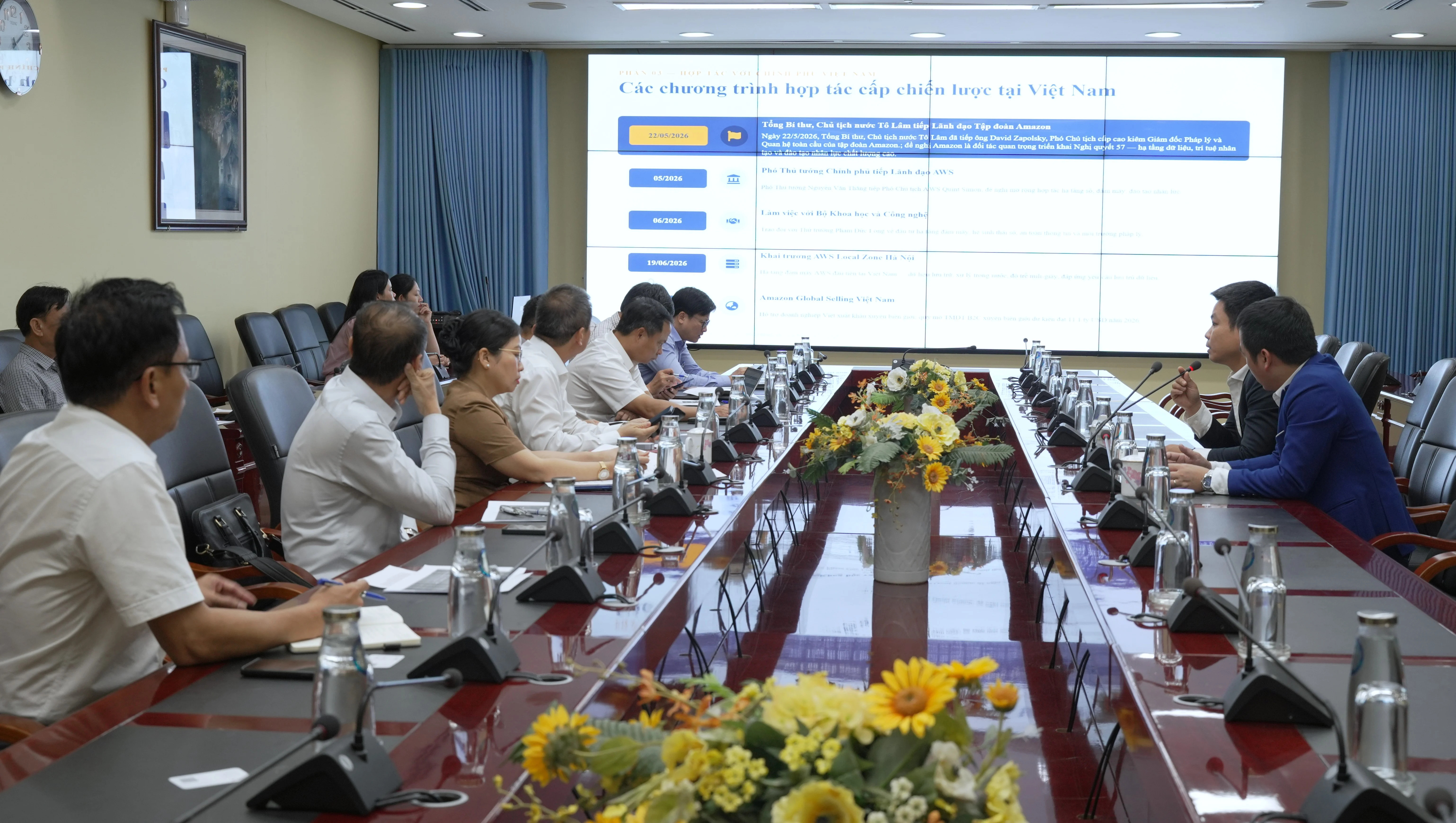TechX Corporation y Xbrain proyectan instalar la primera fábrica de inteligencia artificial en Da Nang