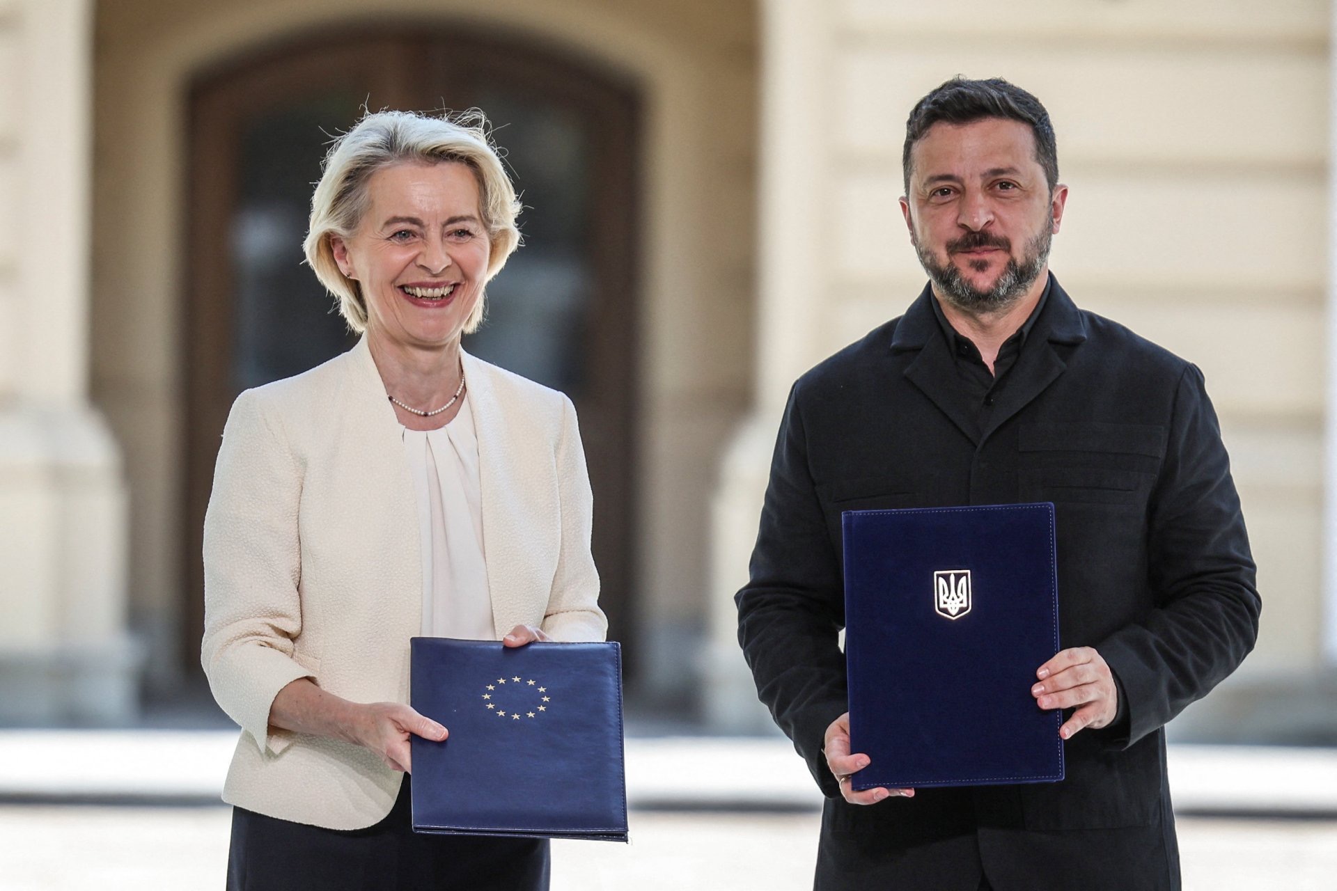 ЕС и Украина подписали соглашение о совместном производстве беспилотников