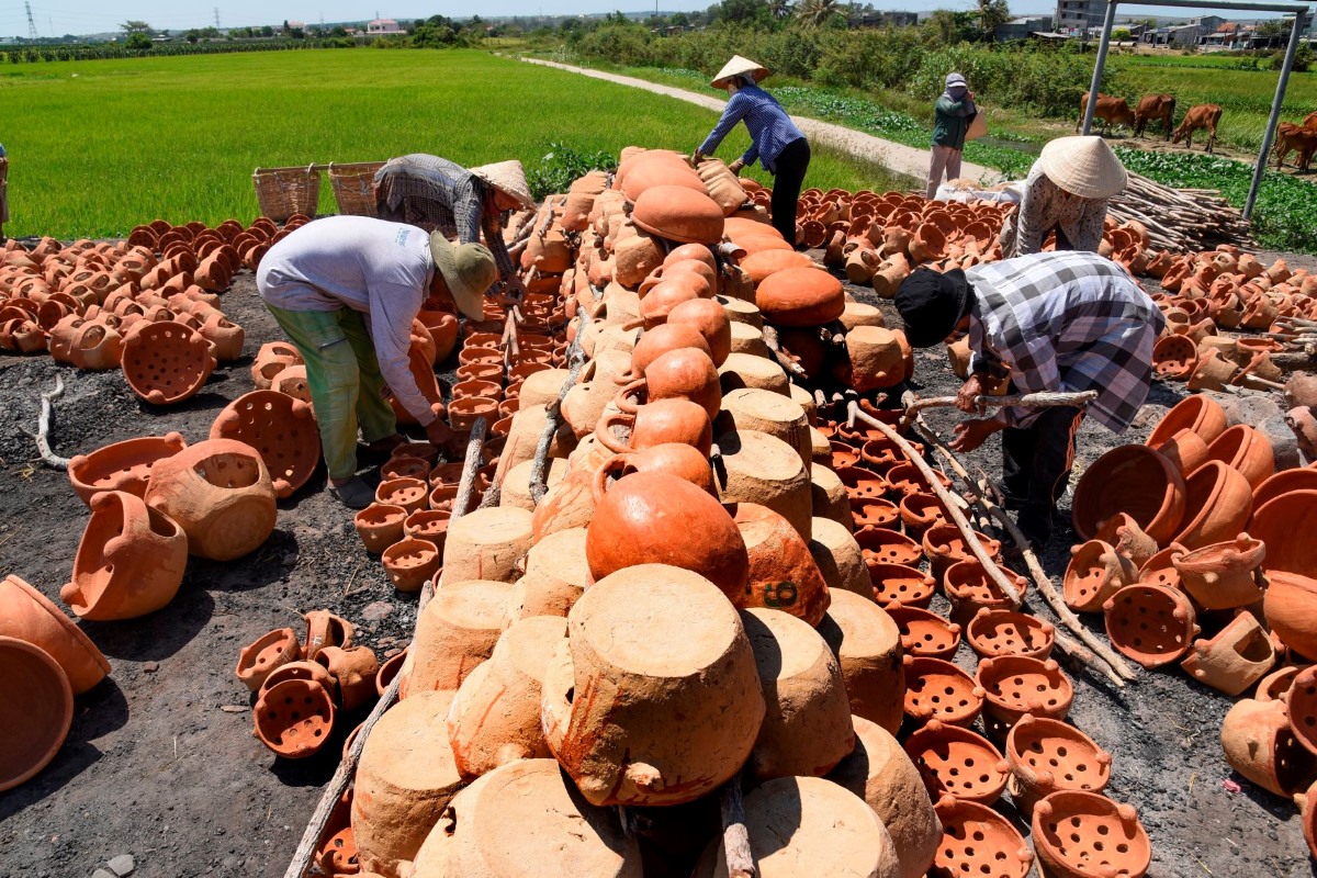 Provinz Lam Dong bewahrt die „Seele des gebrannten Tons“ auf digitalem Fundament