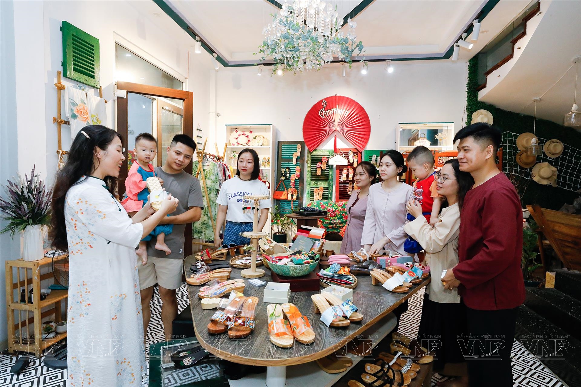 Lily Hoang, Sosok yang Menghidupkan Kembali Ruang Budaya Pedesaan Vietnam Utara