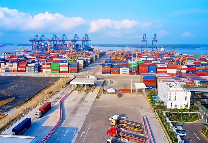 Le commerce extérieur vietnamien dépasse 1.000 milliards de dollars en dix mois