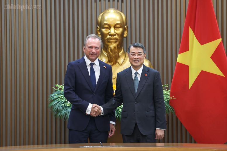 ベトナム首相 ルクセンブルク財務相と会談 投資の拡大に期待