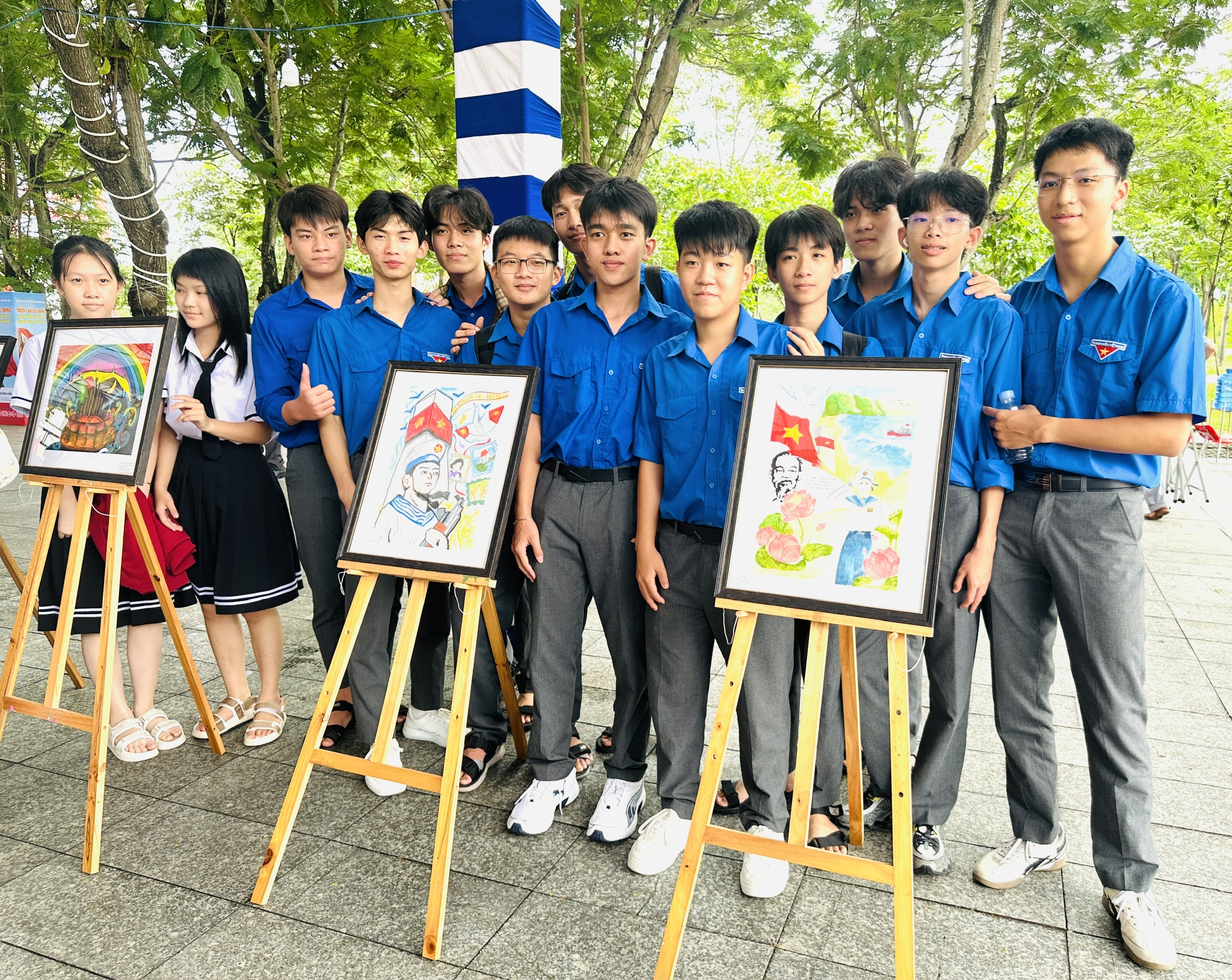  “越南的黄沙和长沙群岛——历史和法律证据”展举行