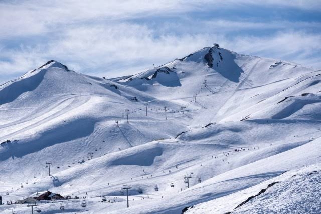 Temporada de esquí en Chile se extiende por el fenómeno de El Niño