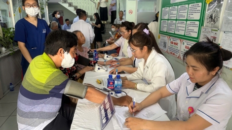 Thành phố Hồ Chí Minh đồng loạt ra quân khám sức khỏe toàn dân lớn nhất từ trước đến nay