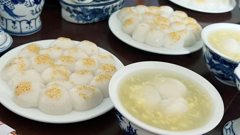 ពិធីបុណ្យតេតសែននំអ៊ី - រក្សាប្រពៃណីគ្រួសារជាមួយគ្រាប់នំមូល