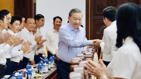 Piden a Ha Tinh convertirse en un centro comercial en el norte de la región central