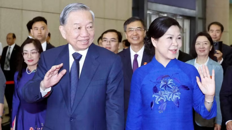 To Lam beendet seinen Staatsbesuch in China