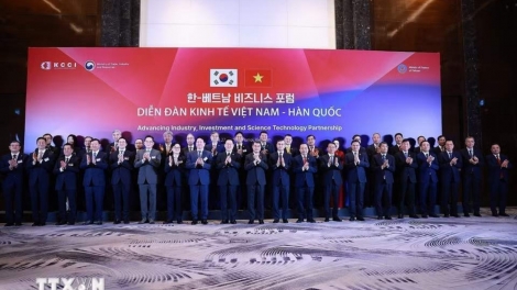 레 민 흥 총리, 베트남‧한국 비즈니스 포럼 참석…“한국과의 협력, 국가 도약의 핵심 열쇠”