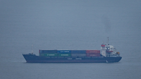 ອີ​ຣານ ບໍ່​ຍອມ​ຈຳ​ນົນ​ຢ່າງ​ເດັດ​ຂາດ; ນາບ​ຂູ່​ປິດ​ລ້ອມ​ທະ​ເລ​ແດງ​ຕື່ມ​ອີກ