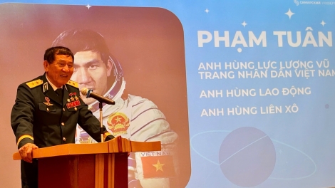 Вьетнамским школьникам в рамках проекте «Аэрокос» представили российскую аэрокосмическую отрасль 