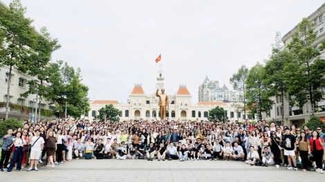  HCMC welcomes first MICE tourists with incentives