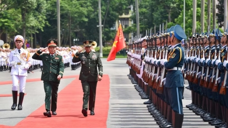 Der Generalstabschef der philippinischen Streitkräfte besucht Vietnam