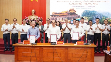 连接“顺化-风雅阁旁”的旅游列车将于9月投入运营