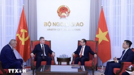 Russie – Myanmar: un partenariat militaire et économique renforcé