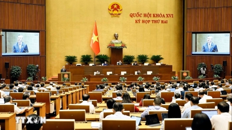 修改《证券法》以削减行政审批手续、发展资本市场